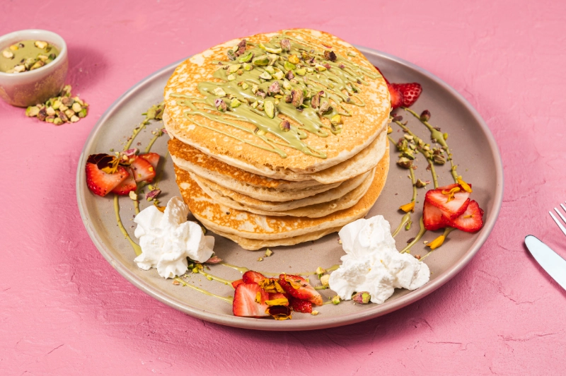 PISTACHIO PANCAKES